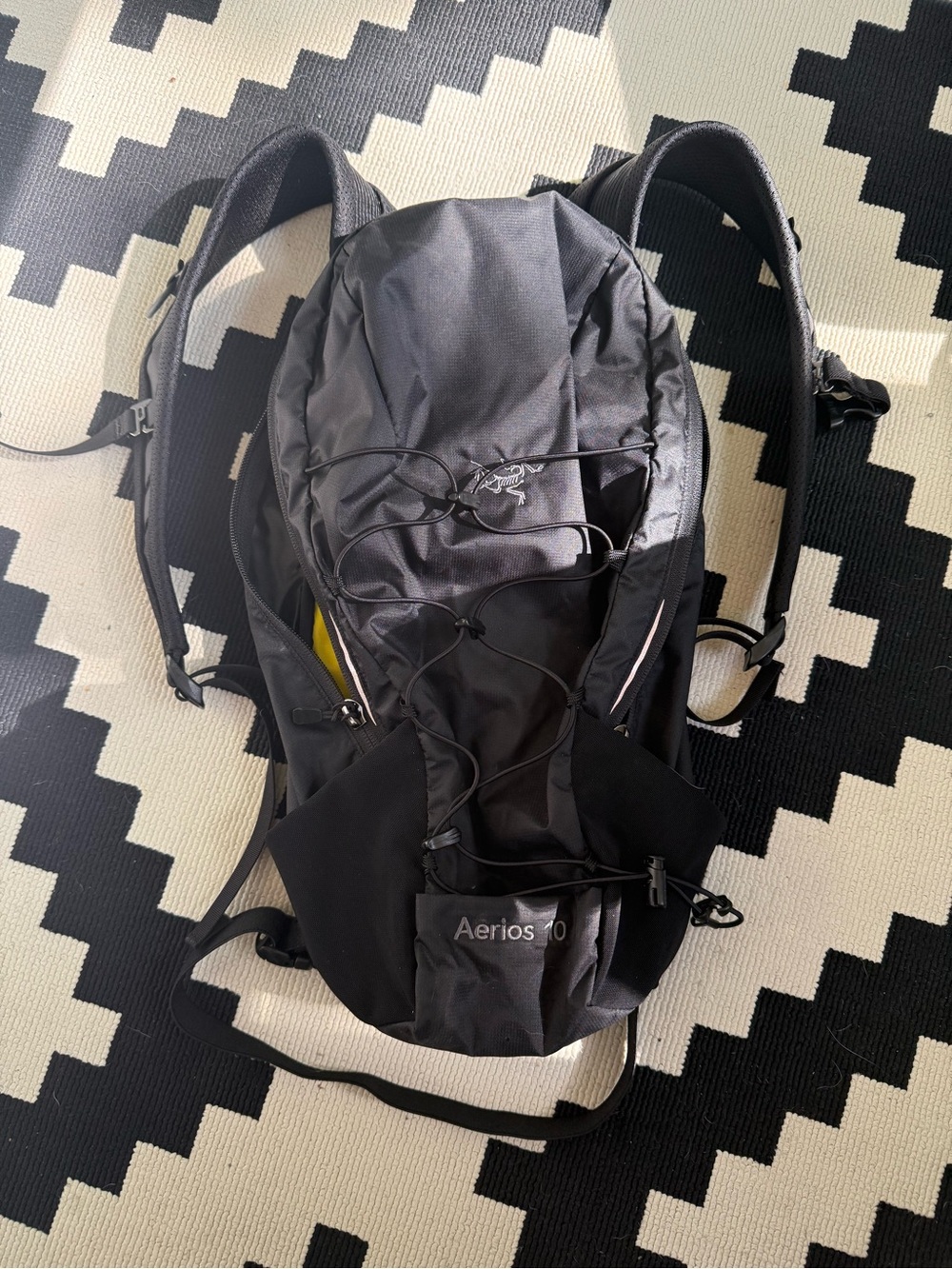 Arc'teryx Black Aerios 10 Daypack